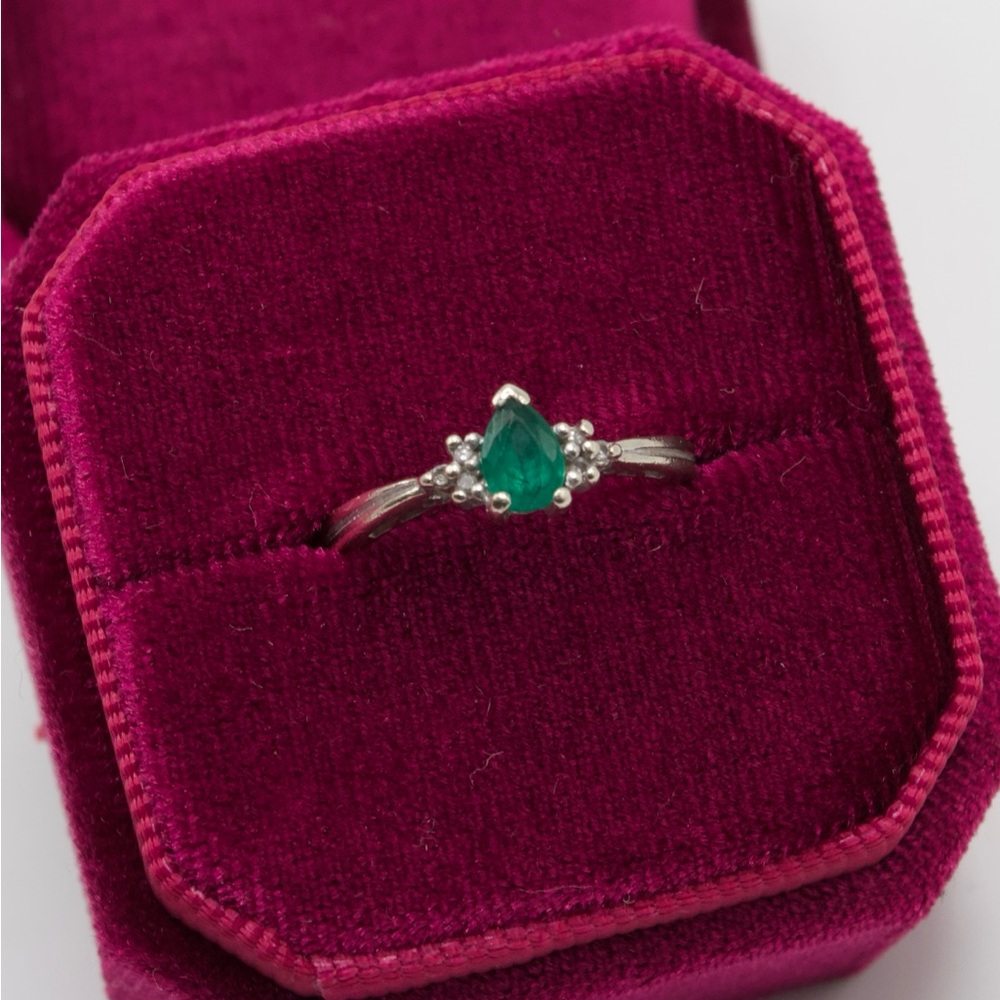14k Emerald and Diamond Ring